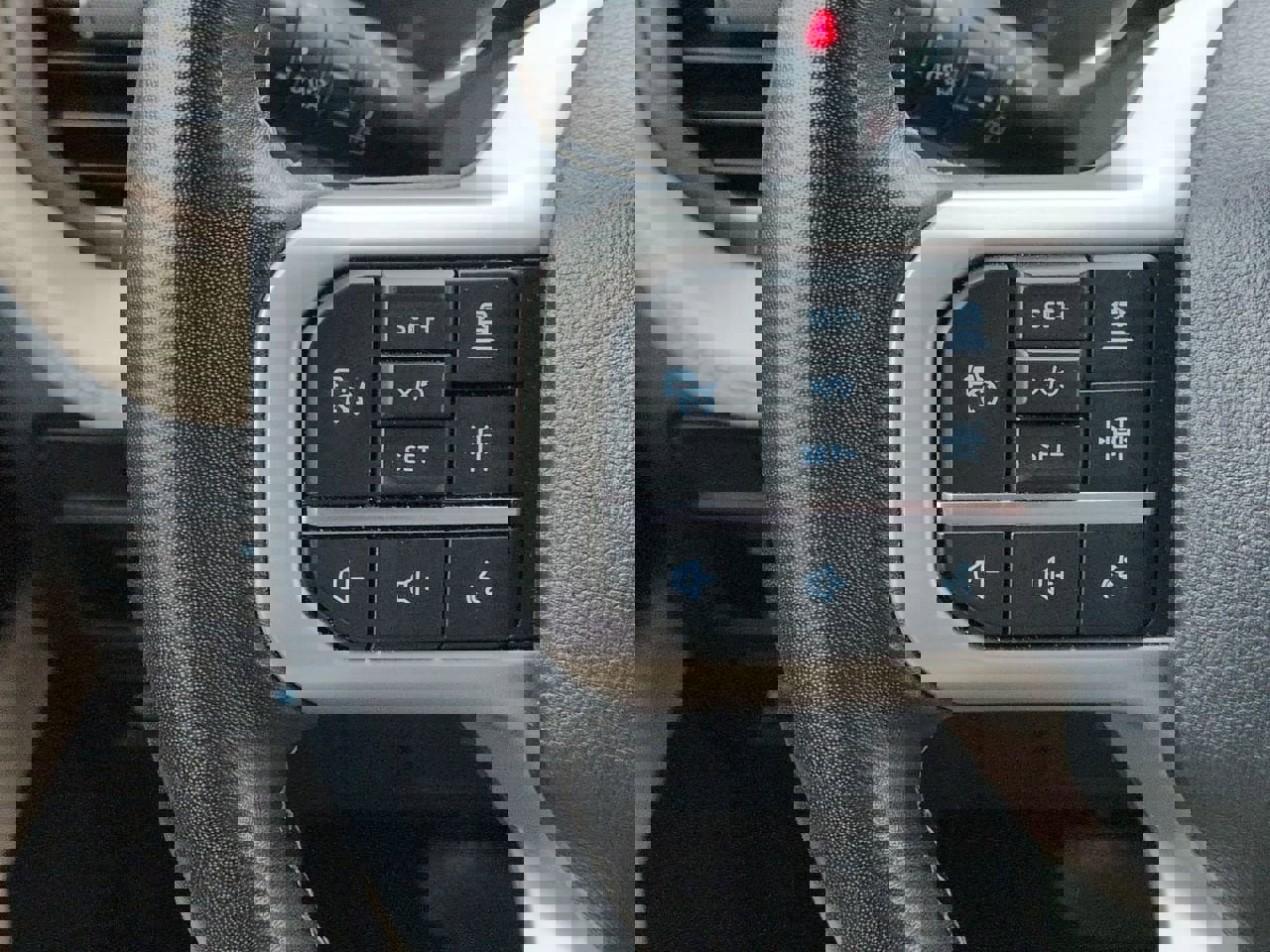 Used 2024 Ford Expedition Max Limited image 13