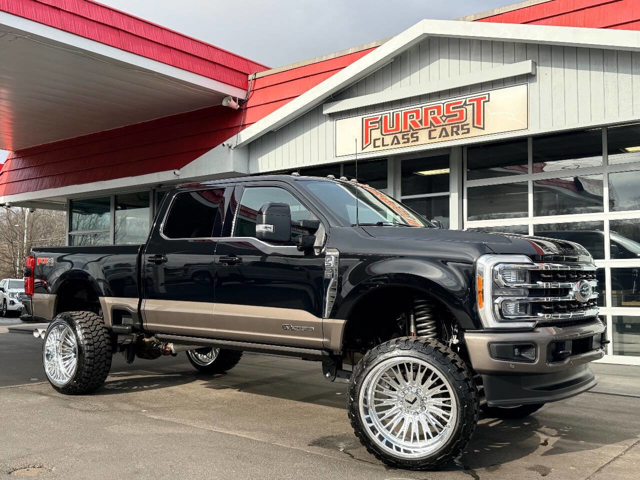 Used 2023 Ford F250 King Ranch w/ FX4 Off-Road Package image 1