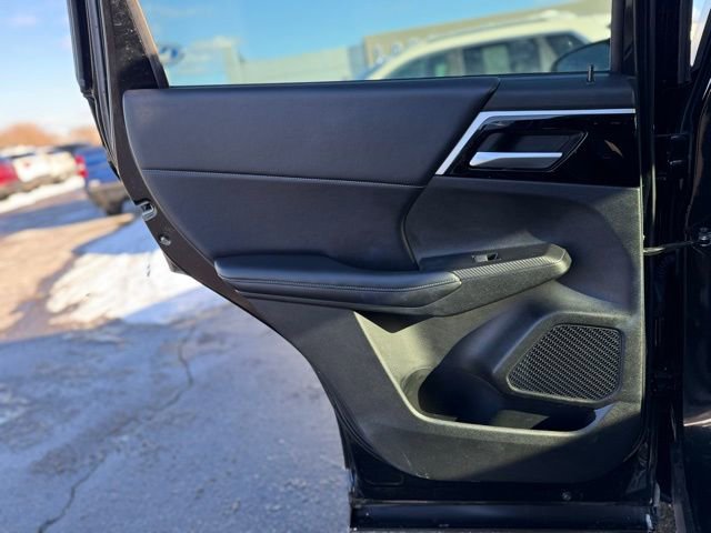 Used 2023 Mitsubishi Outlander SE image 21