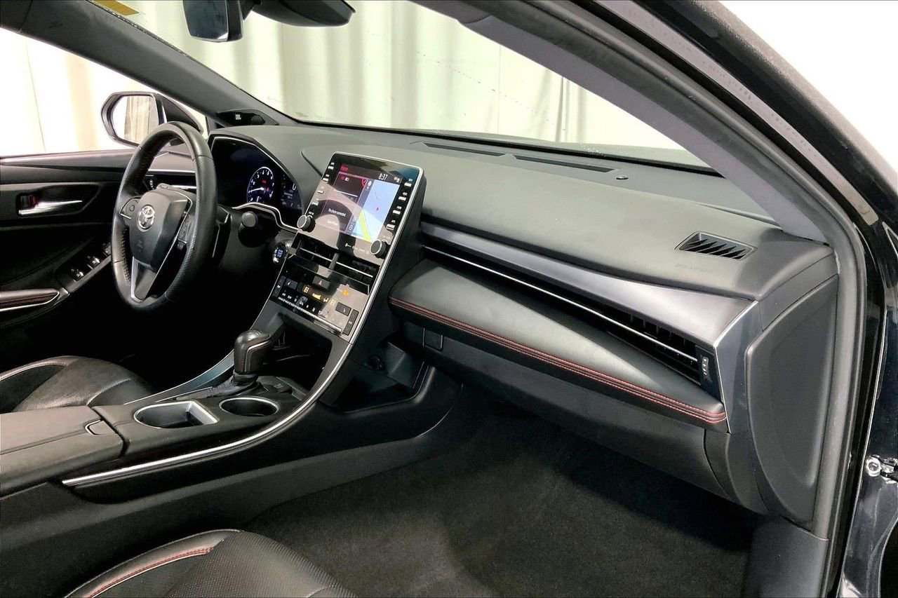 Used 2021 Toyota Avalon TRD image 28
