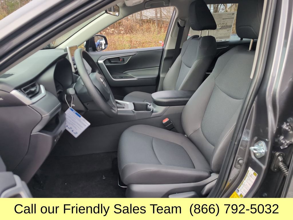 New 2025 Toyota RAV4 LE image 9