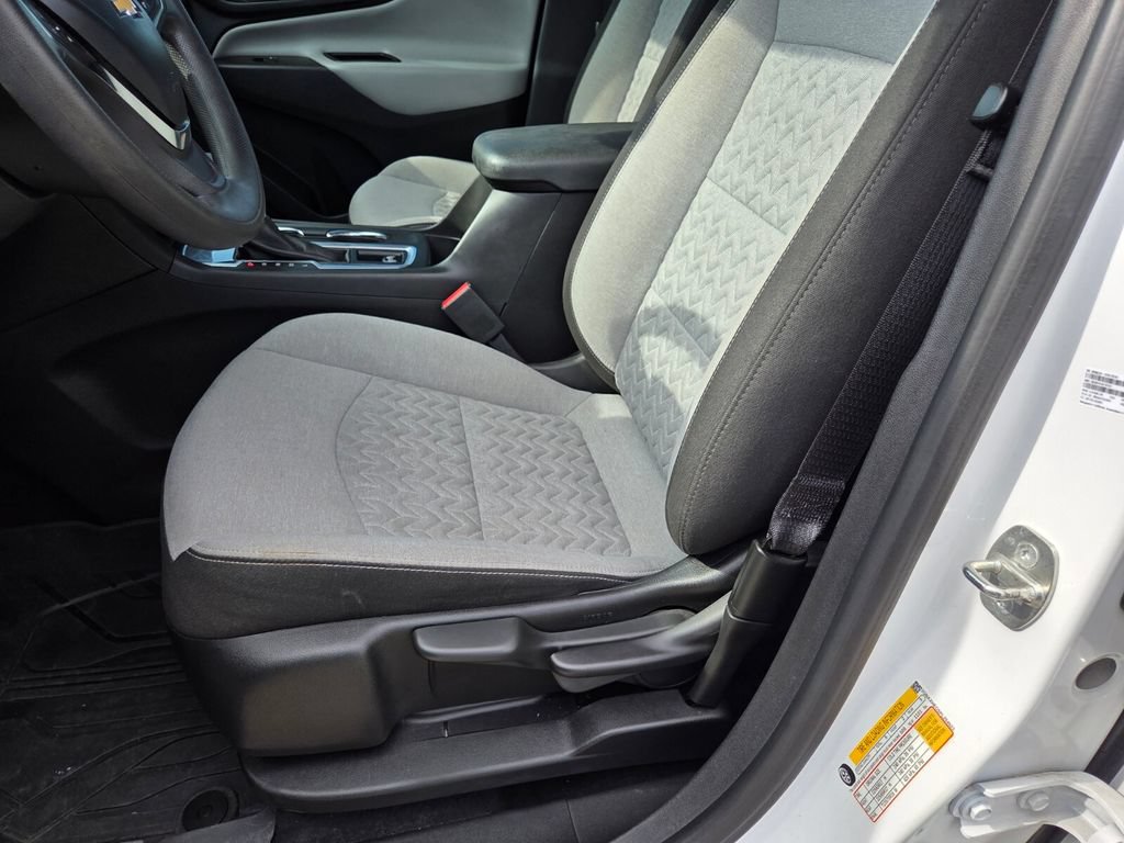 Used 2023 Chevrolet Equinox LS FWD image 10