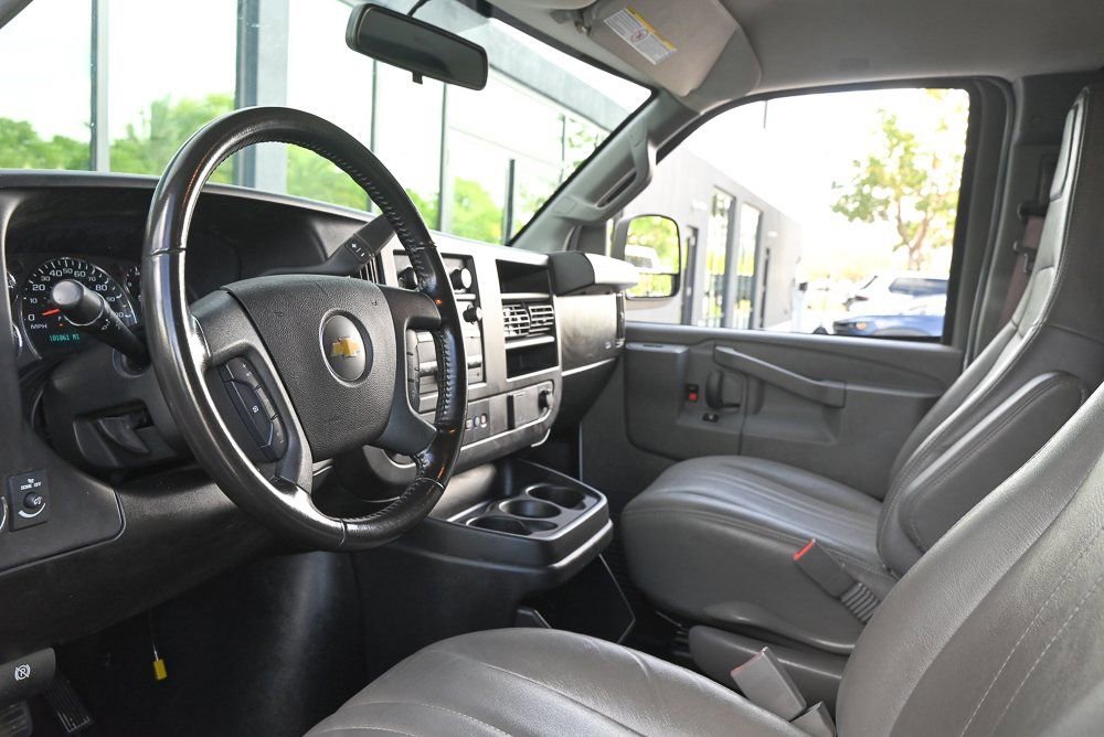 Used 2022 Chevrolet Express 3500 Extended w/ Driver Convenience Package image 12