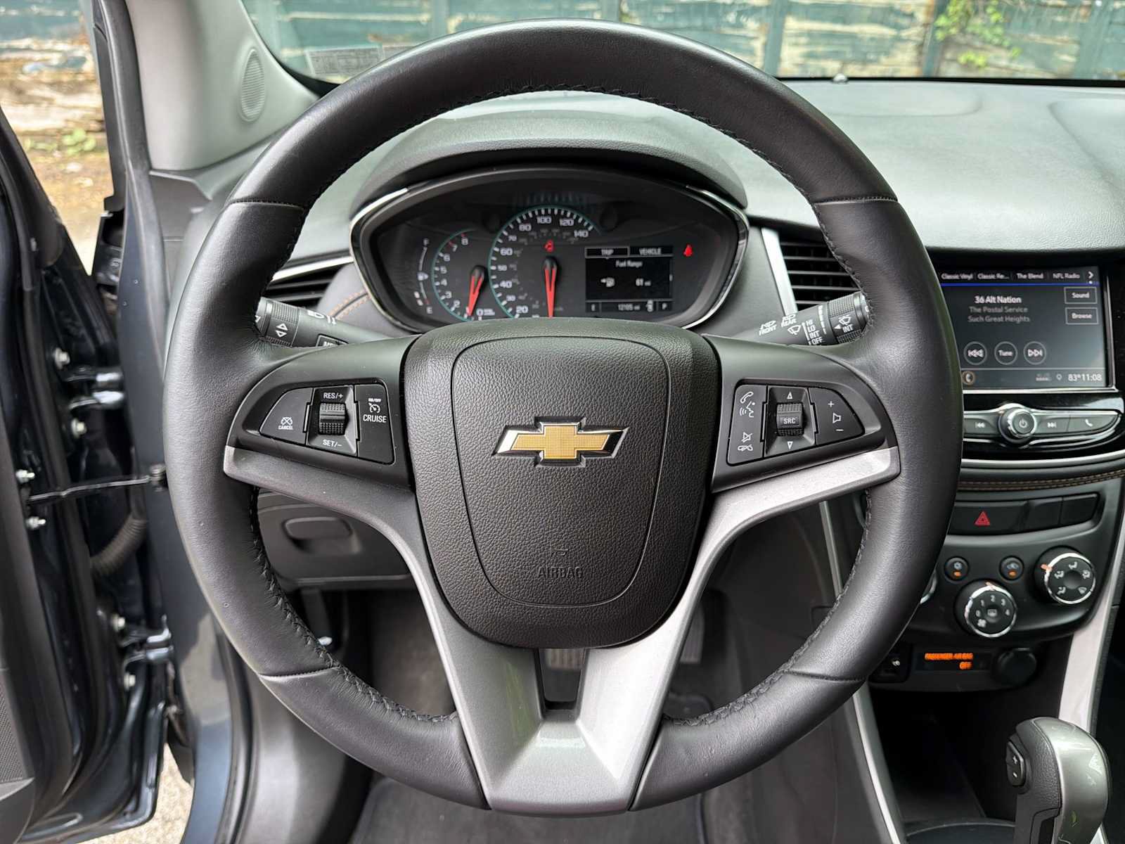 Certified 2022 Chevrolet Trax LT w/ Sport Edition AWD/4WD image 11