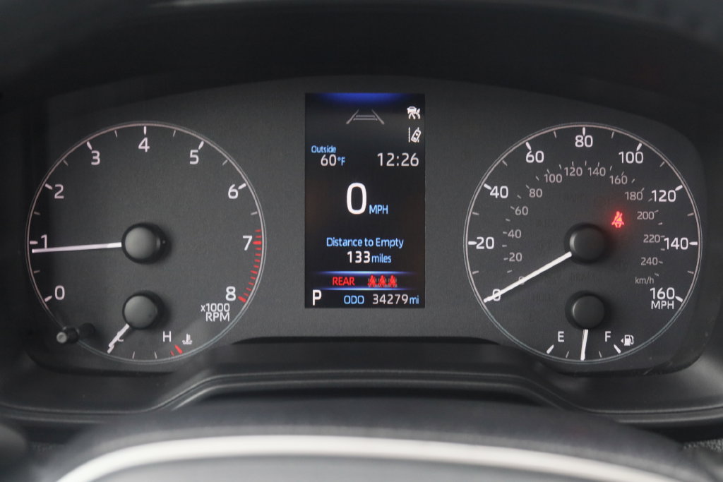 Used 2023 Toyota Corolla Cross LE w/ Moonroof Package AWD/4WD image 33