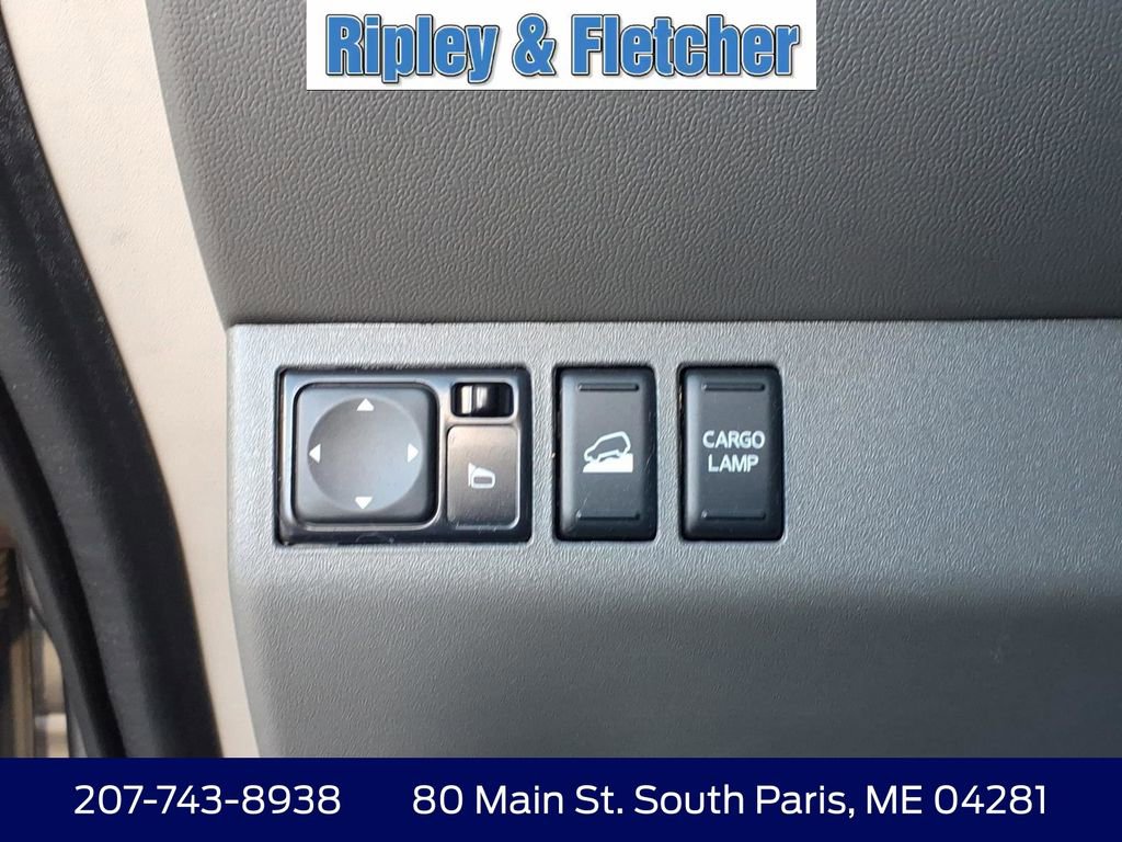 Used 2020 Nissan Frontier SV w/ Midnight Edition Floor Mats image 14