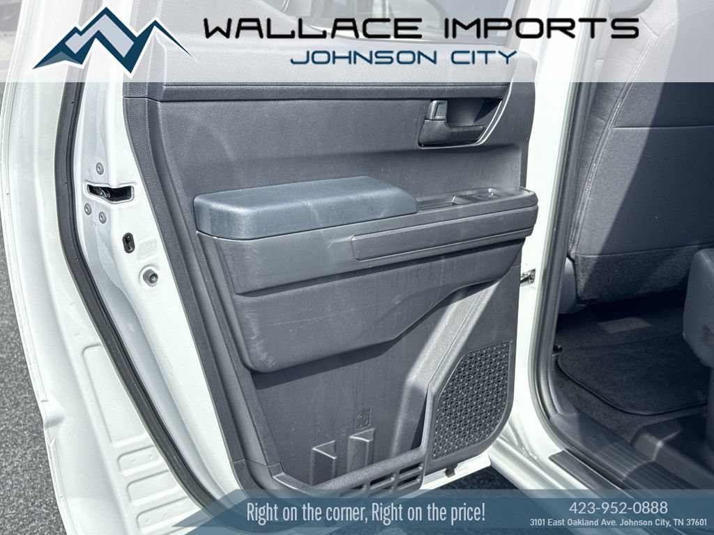 Used 2024 Toyota Tacoma SR RWD image 31