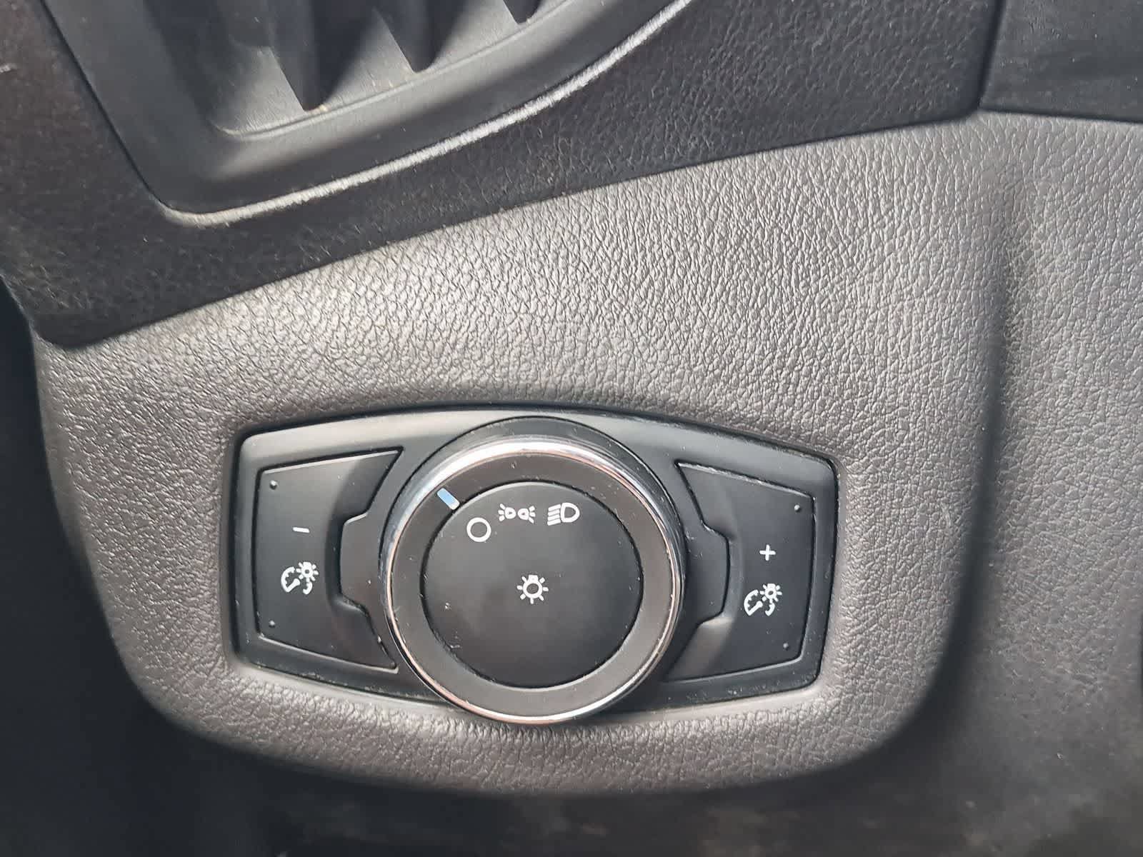 Used 2016 Ford Transit Connect XL FWD image 24