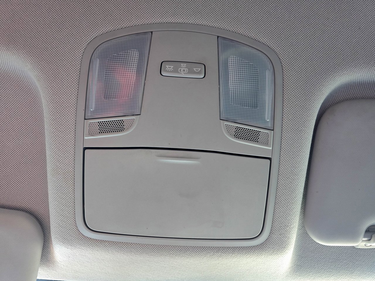 Used 2020 Hyundai Elantra SEL image 25