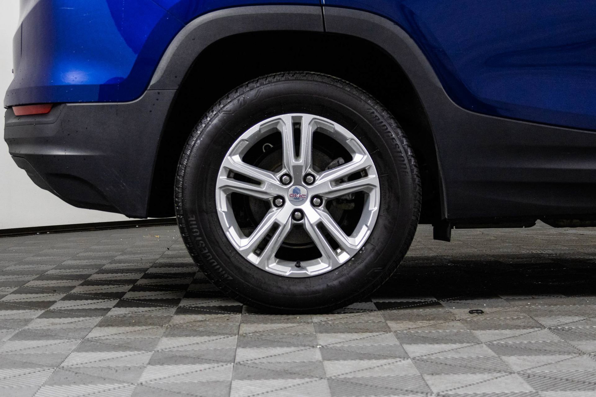 Certified 2022 GMC Terrain SLE w/ Driver Convenience Package image 43