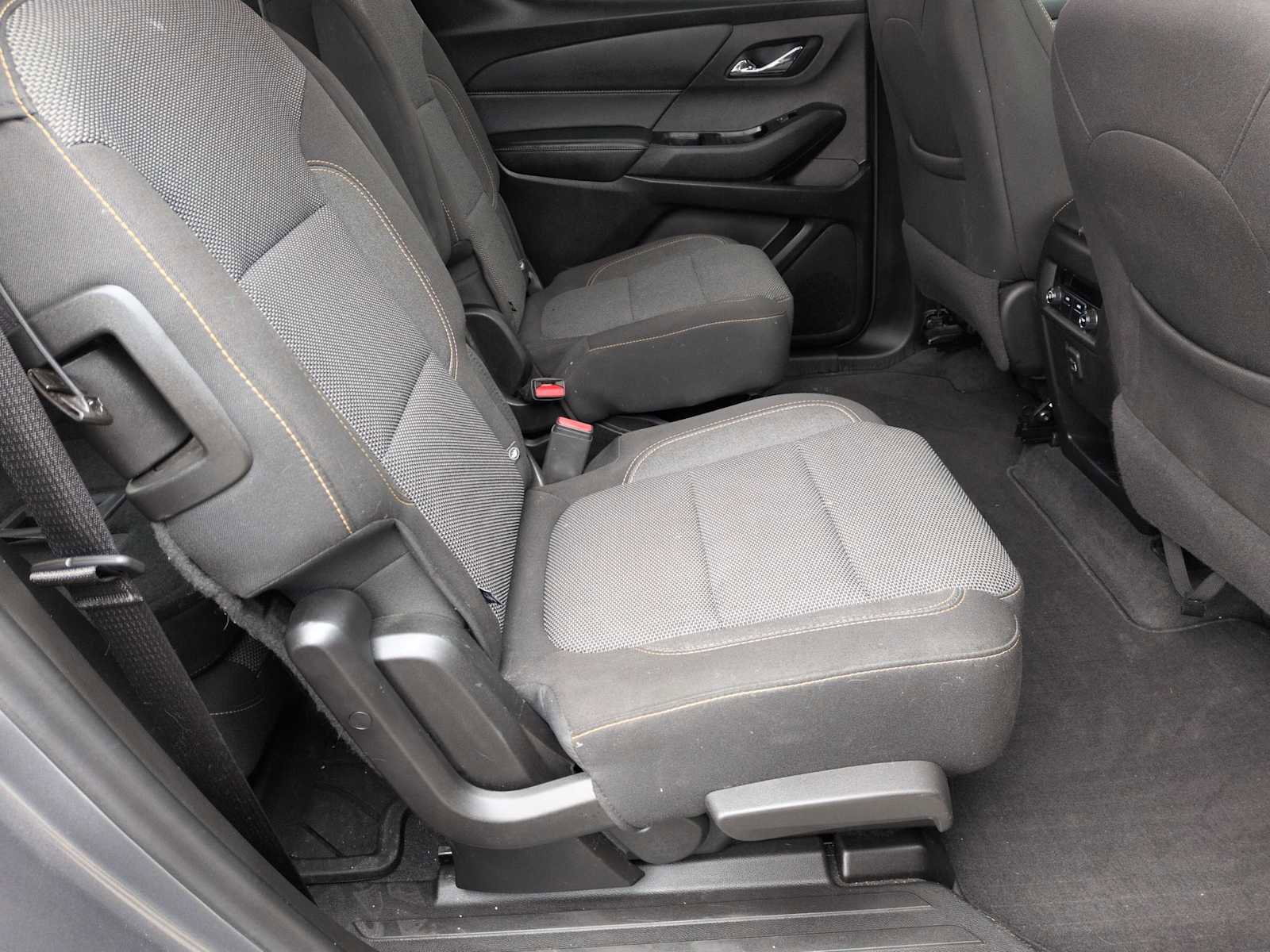 Used 2019 Chevrolet Traverse LT w/ LPO, Floor Liner Package image 20