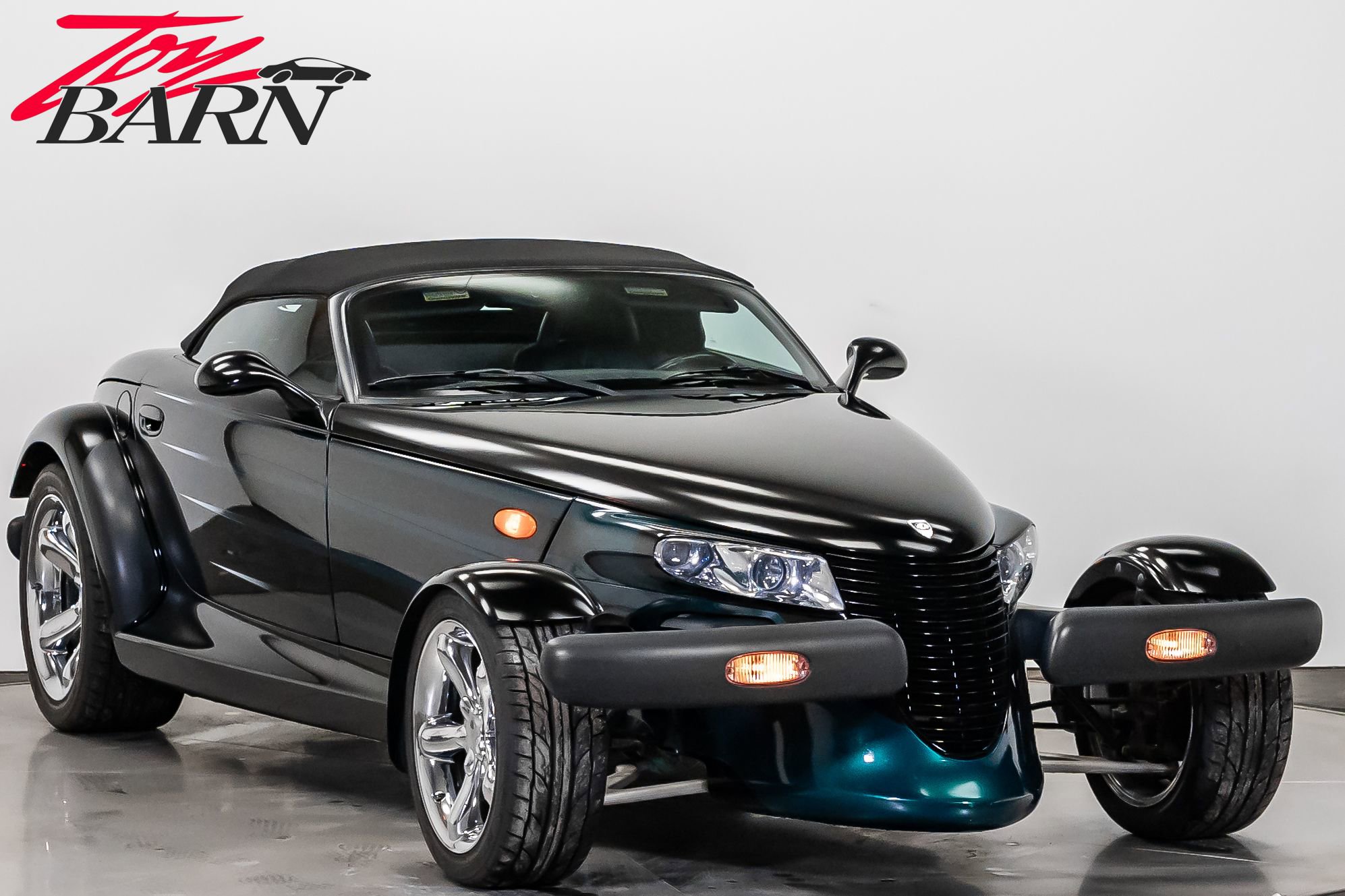 Used 2000 Plymouth Prowler image 15