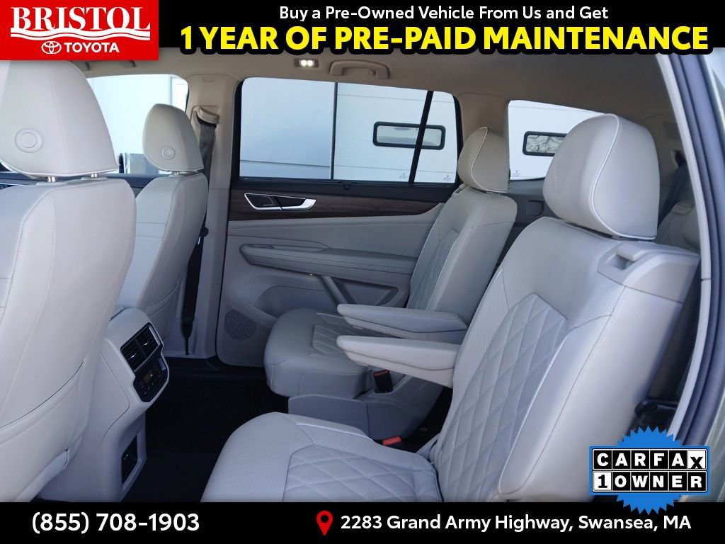 Used 2025 Volkswagen Atlas SEL Premium R-Line image 16