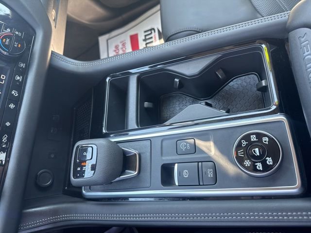 Certified 2025 Nissan Pathfinder Platinum w/ Cargo Package AWD/4WD image 25