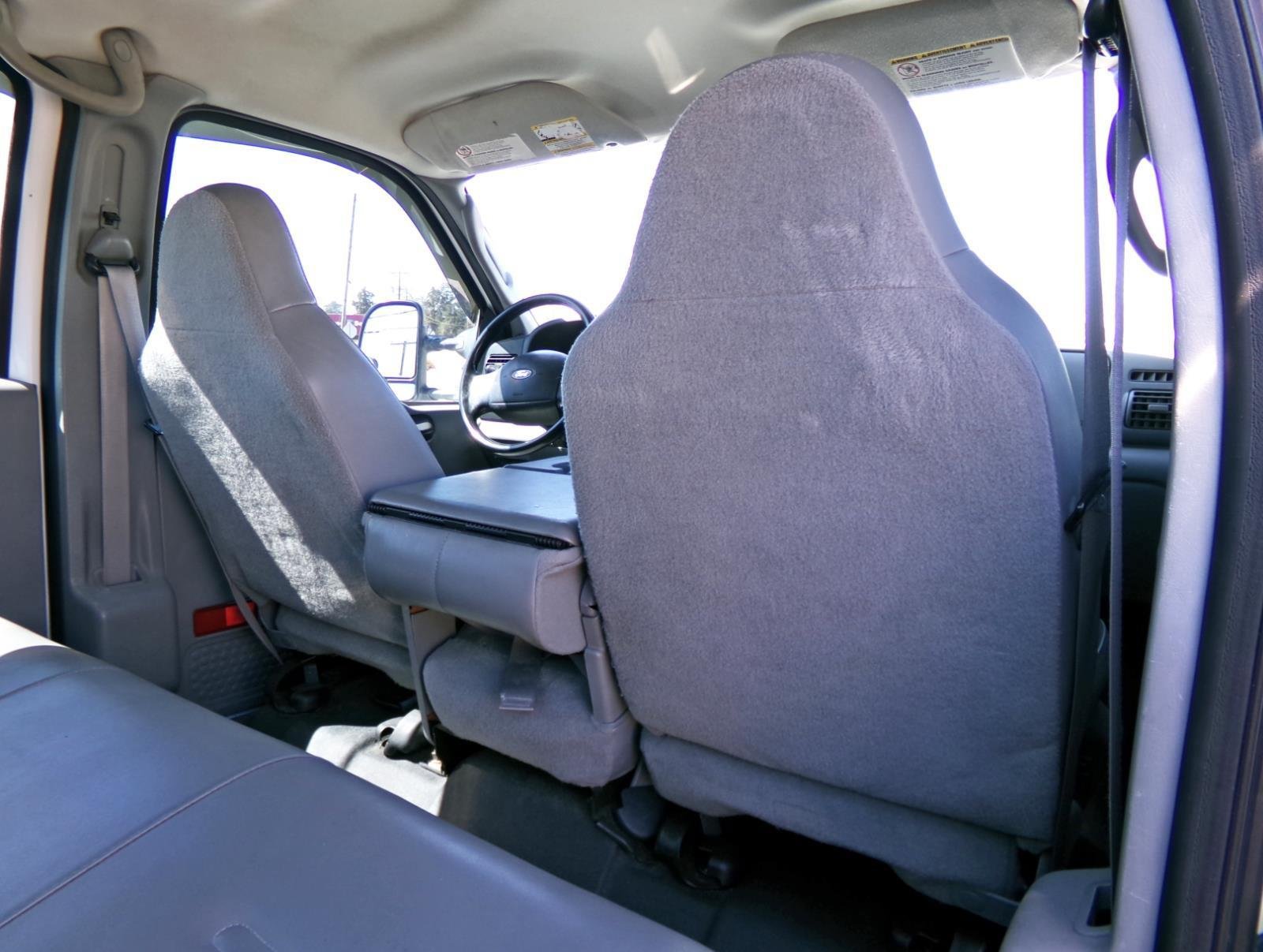 Used 2006 Ford F350 XL RWD image 16