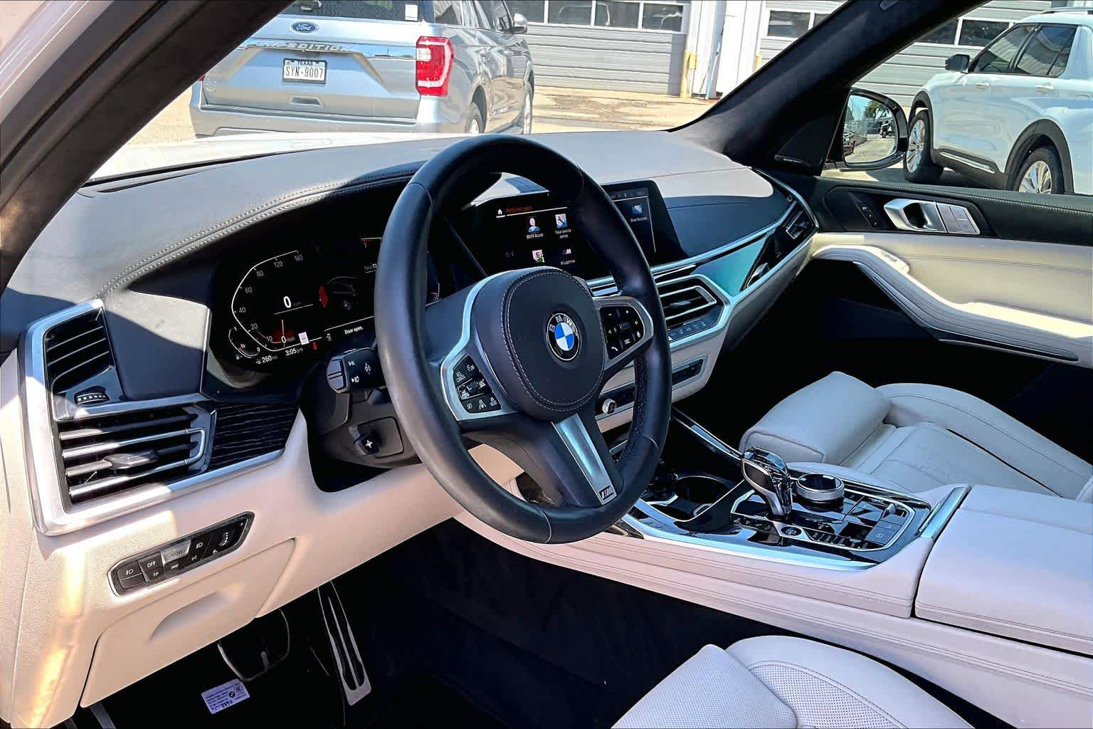 Used 2020 BMW X7 xDrive40i w/ M Sport Package AWD/4WD image 18