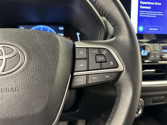 Used 2025 Toyota Grand Highlander AWD image 9