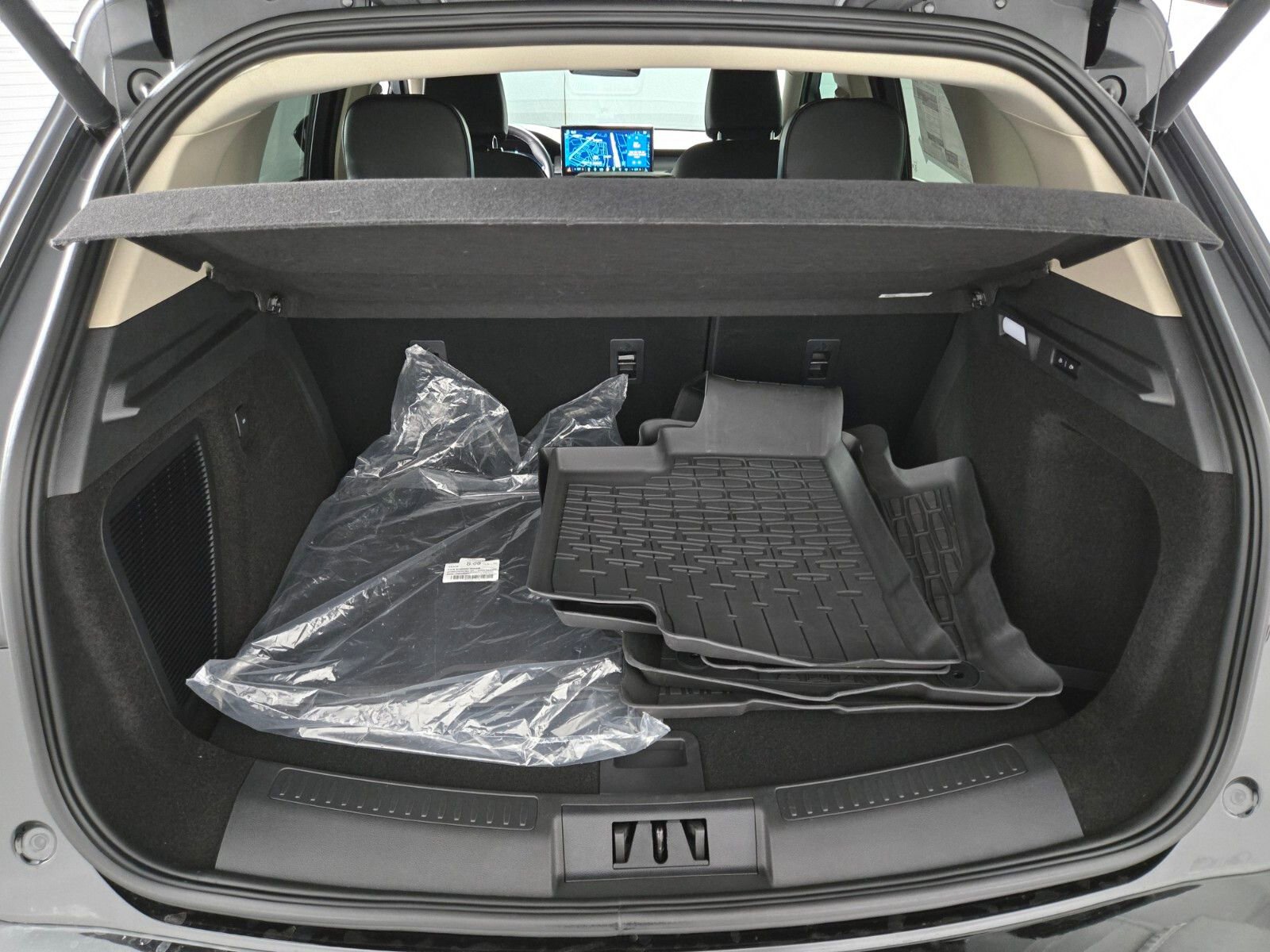New 2026 Lincoln Corsair Premiere AWD/4WD image 16