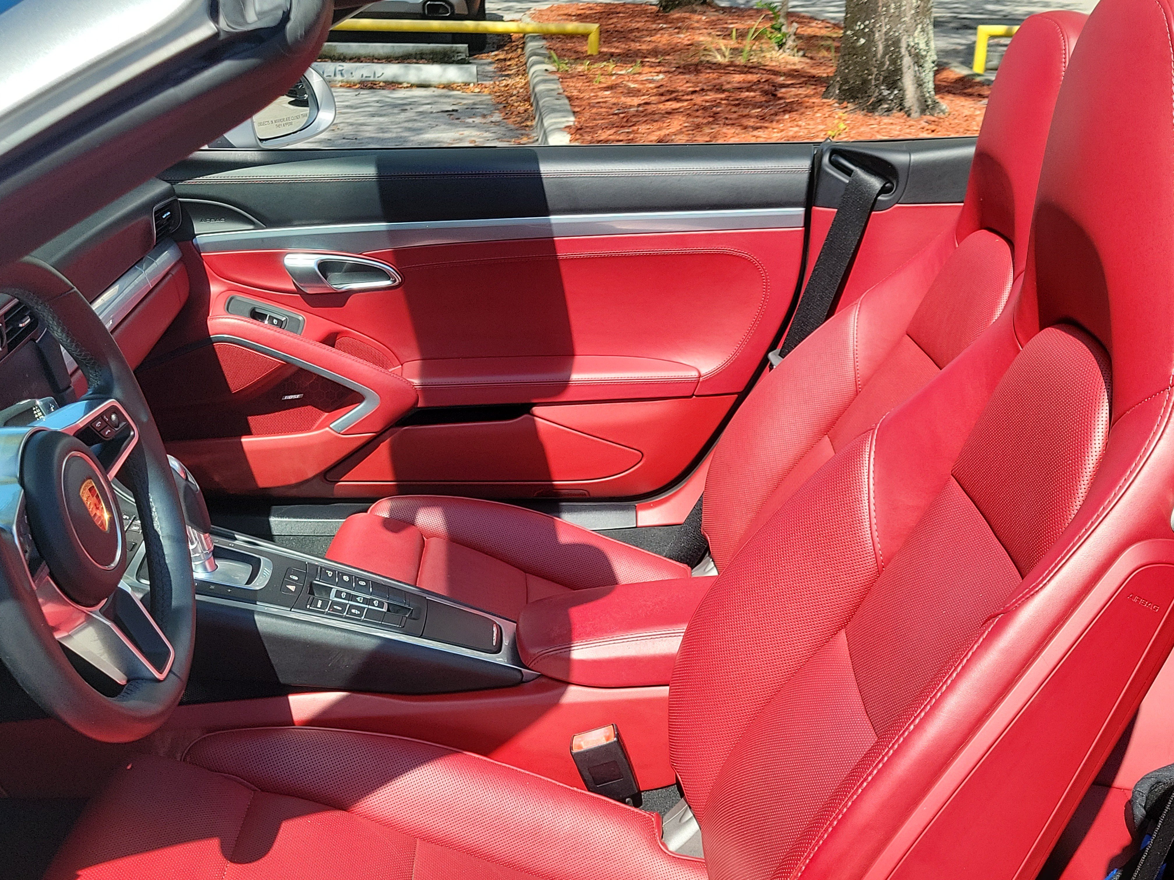 Used 2018 Porsche 911 Carrera 4 AWD/4WD image 8