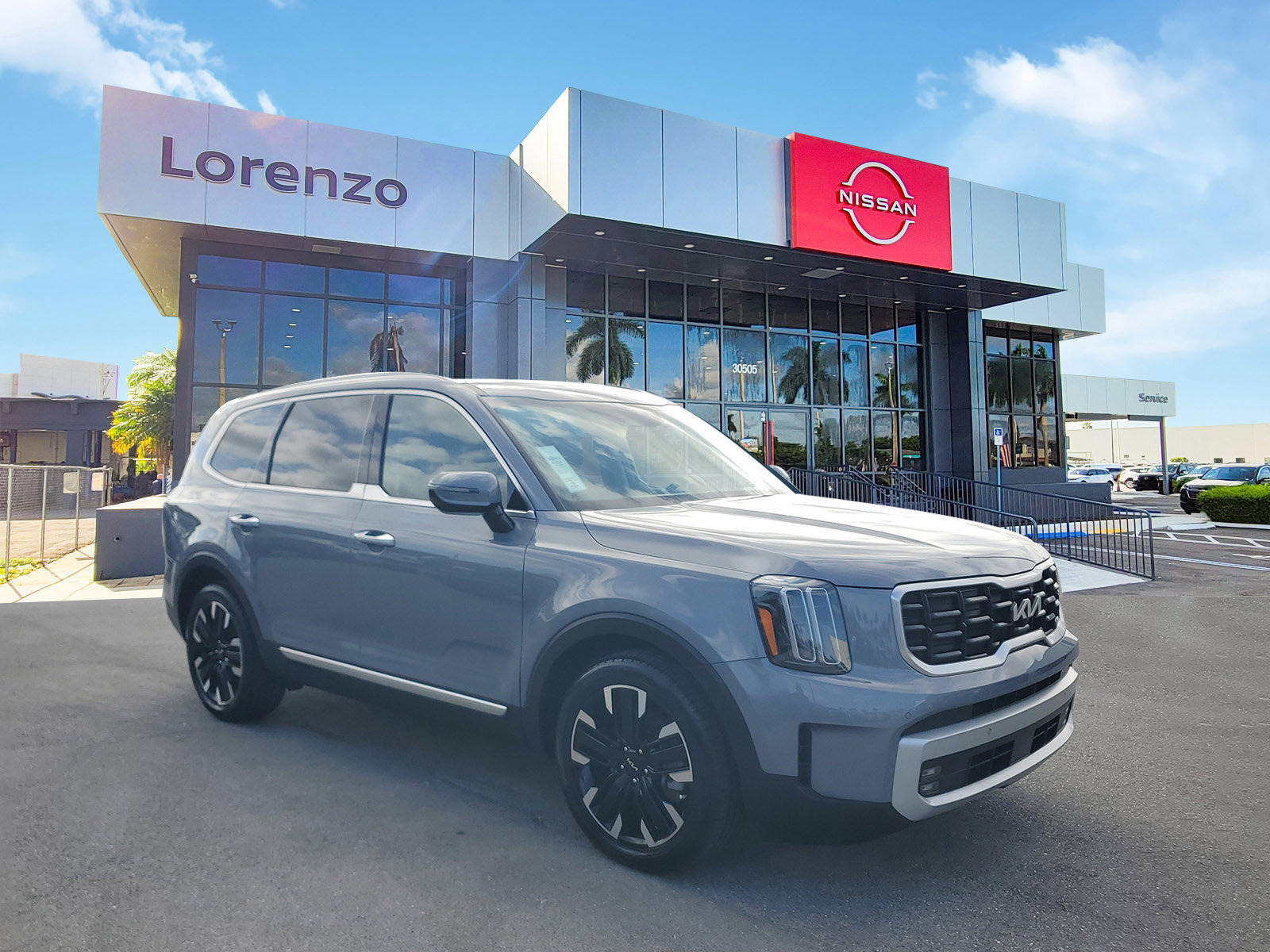 Used 2024 Kia Telluride SX AWD/4WD image 3