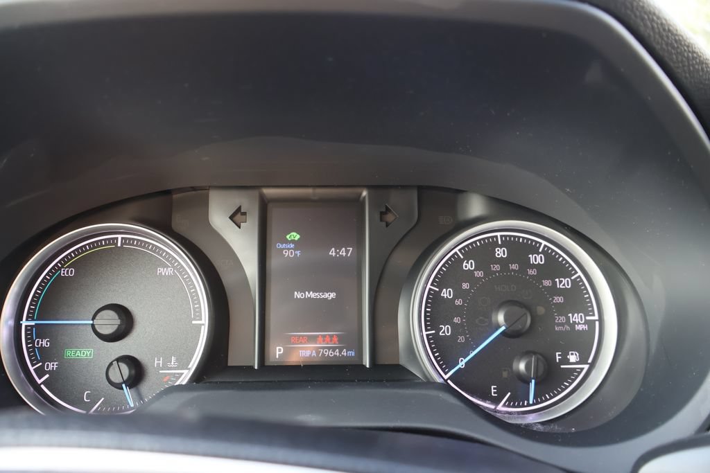 Certified 2022 Toyota Venza LE AWD/4WD image 23