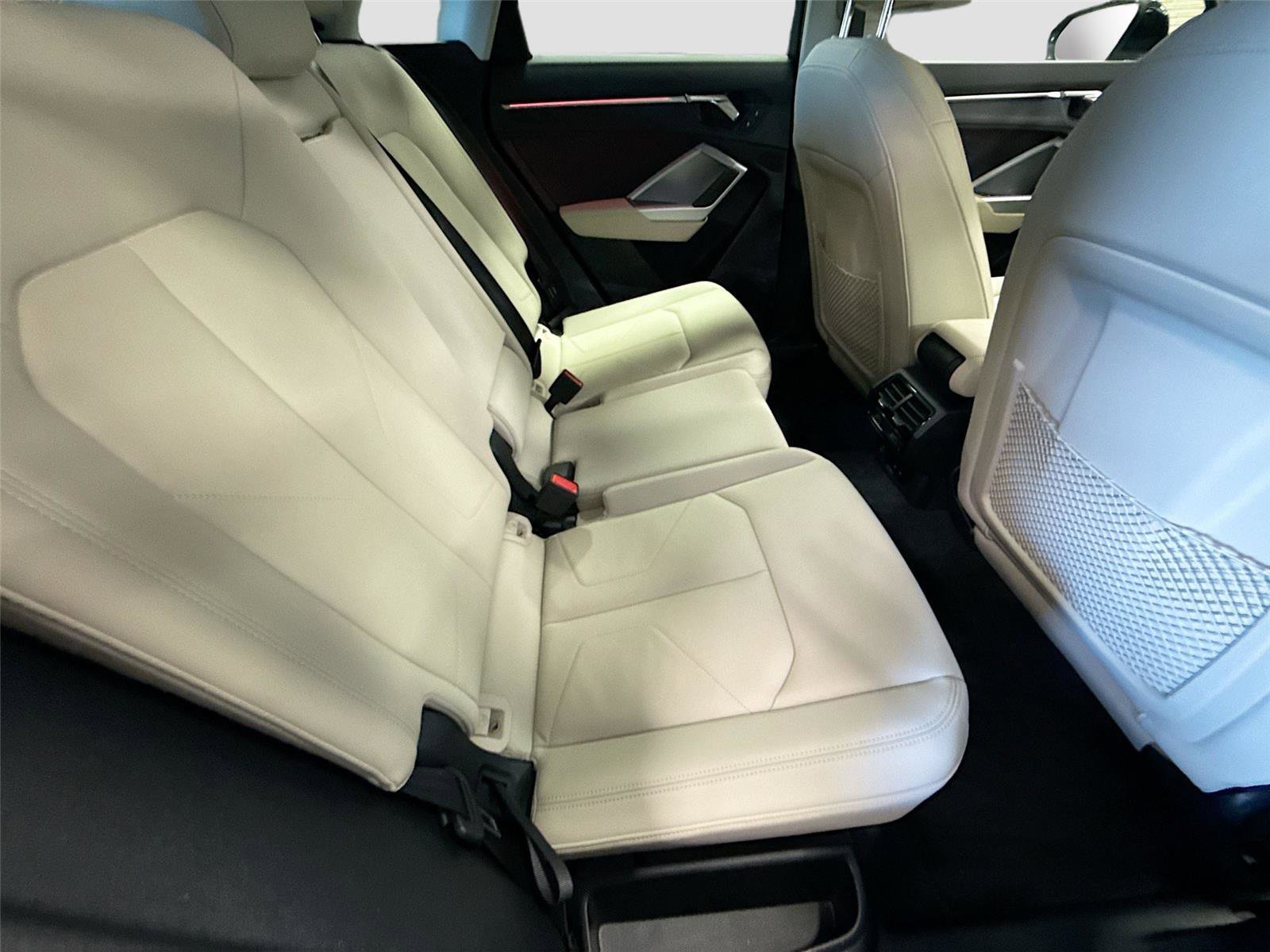 Certified 2025 Audi Q3 2.0T Premium Plus w/ Premium Plus Package AWD/4WD image 27
