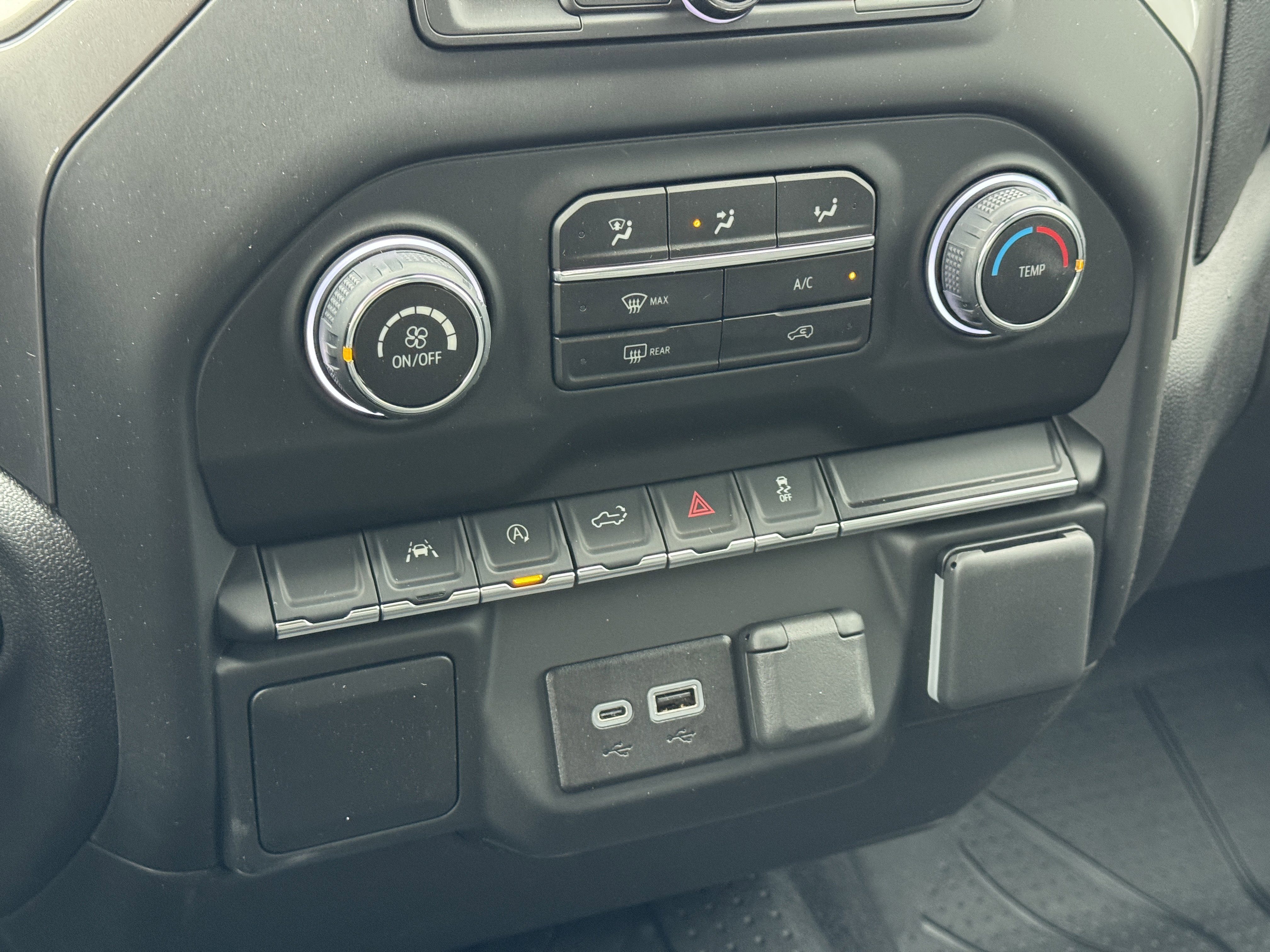 New 2026 Chevrolet Silverado 1500 Custom w/ Turbomax Blackout Package image 24