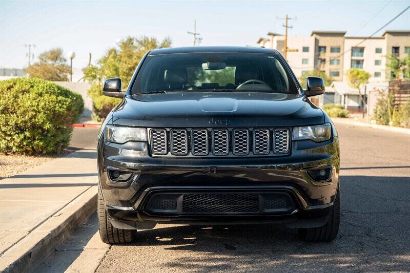 Used 2020 Jeep Grand Cherokee Altitude image 8