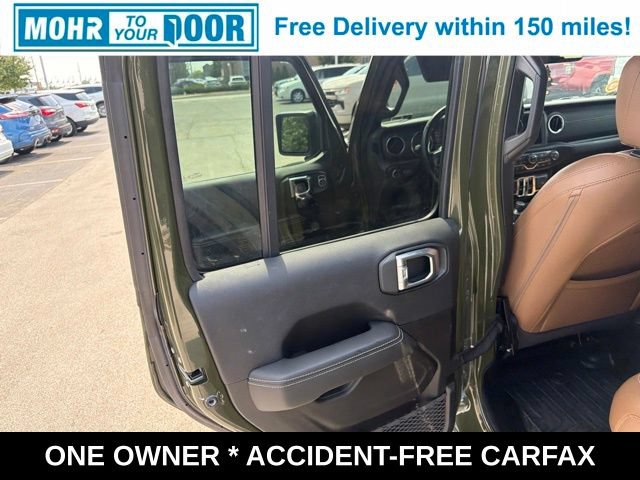 Used 2022 Jeep Wrangler Unlimited Sahara w/ LED Lighting Group AWD/4WD image 33