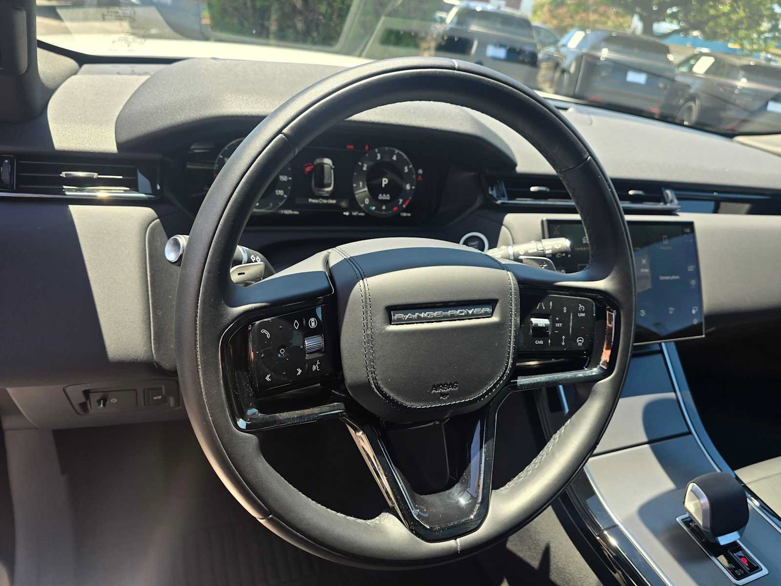 Used 2026 Land Rover Range Rover Velar S AWD/4WD image 26