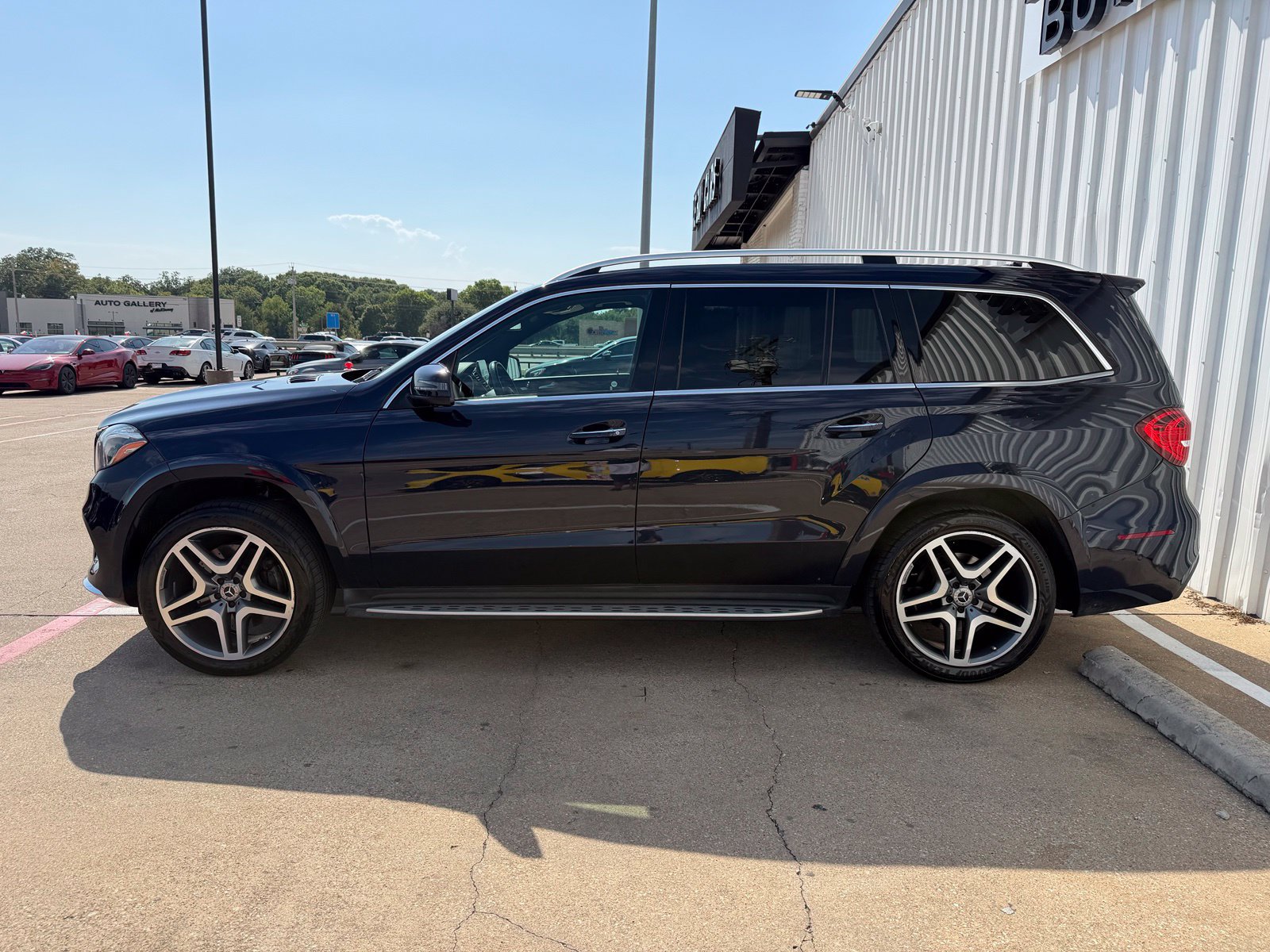 Used 2019 Mercedes-Benz GLS 550 4MATIC image 3