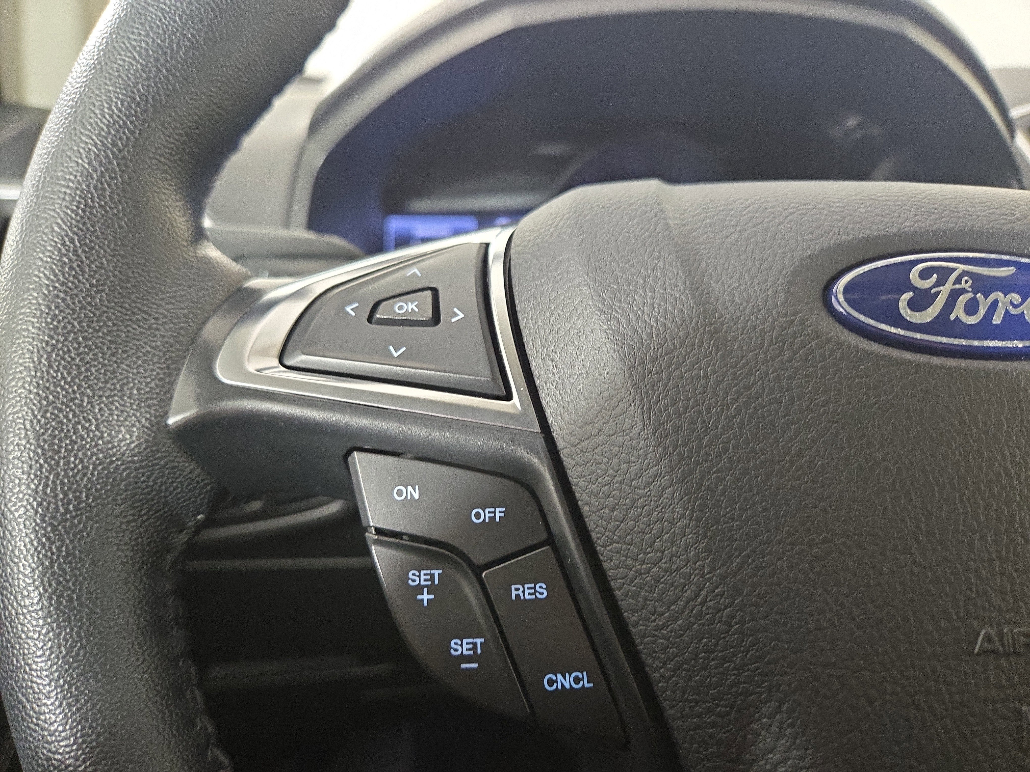 Used 2024 Ford Edge Titanium image 15