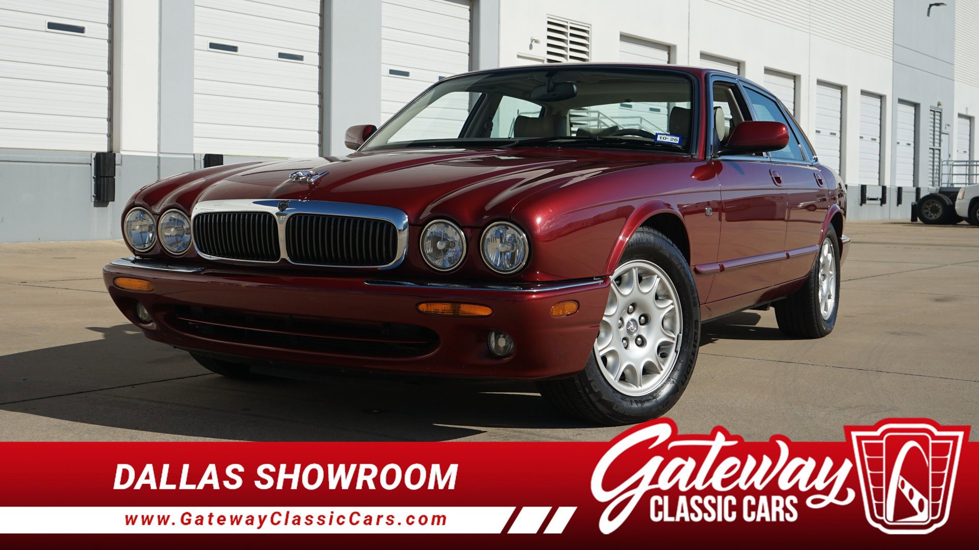 Used 1999 Jaguar XJ8 image 1