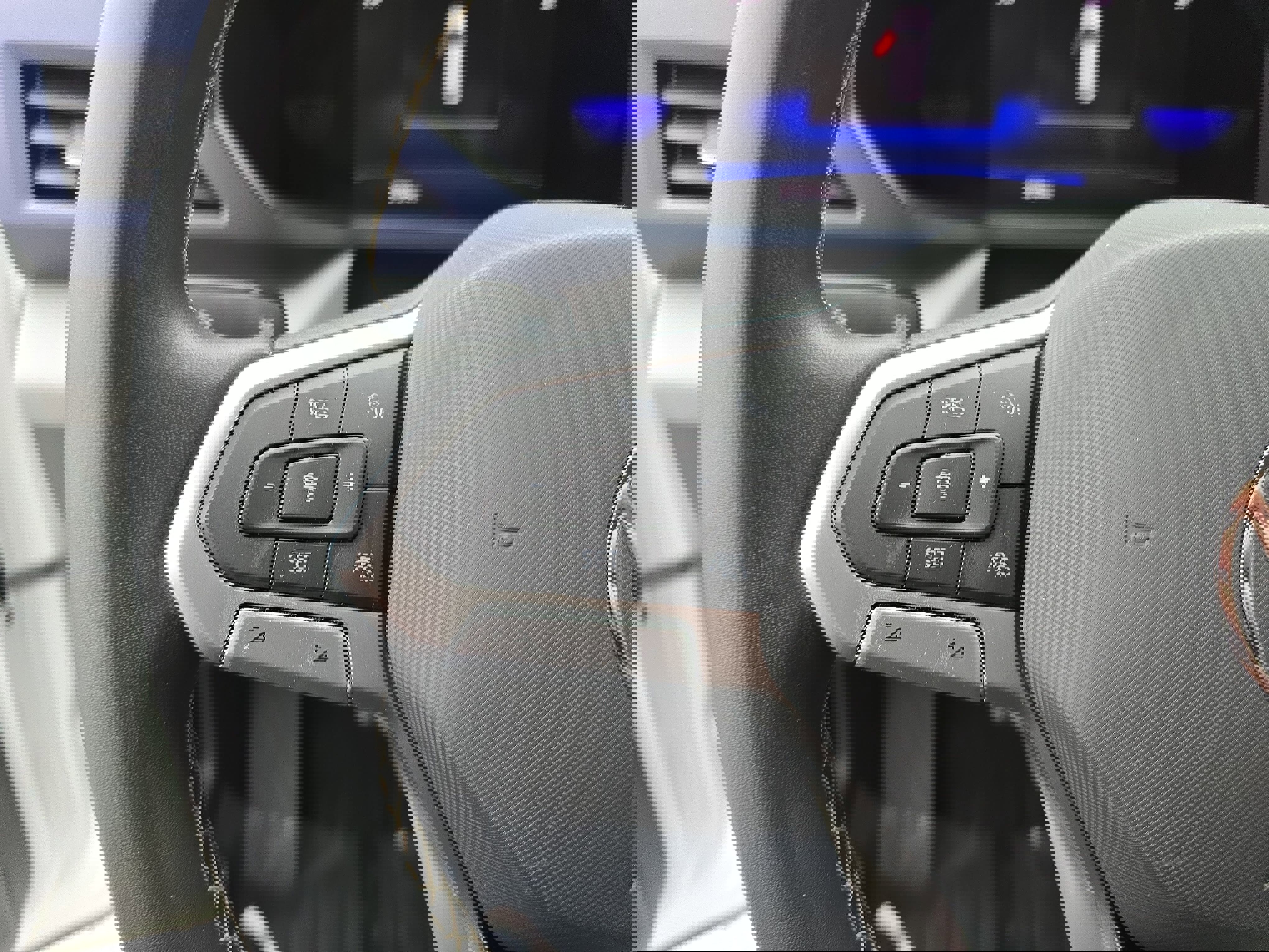 Certified 2022 Volkswagen Taos SE w/ IQ.Drive SE Package image 16