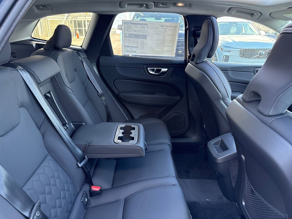 New 2026 Volvo XC60 B5 Plus image 17