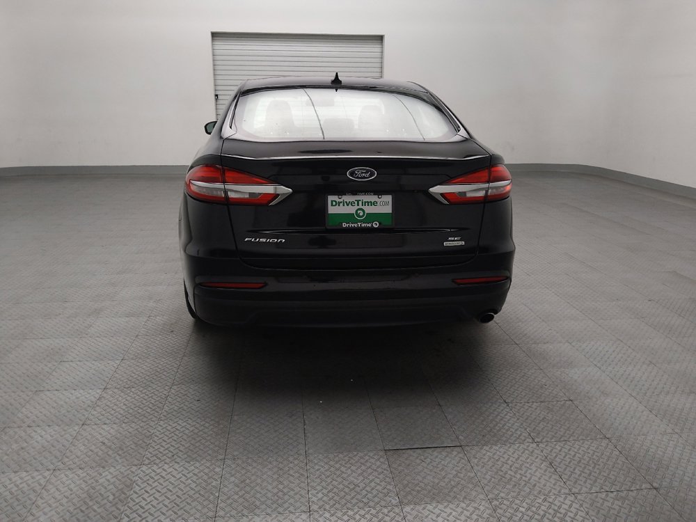 Used 2020 Ford Fusion SE FWD image 6