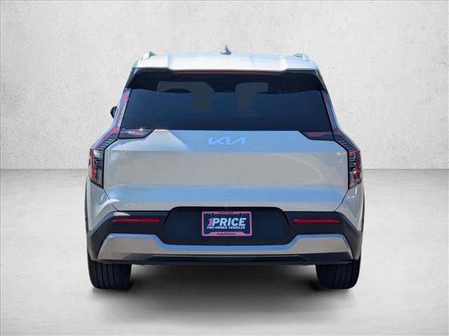 Used 2026 Kia EV9 Wind AWD/4WD image 7
