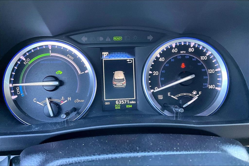 Used 2017 Toyota Highlander Limited Platinum image 18