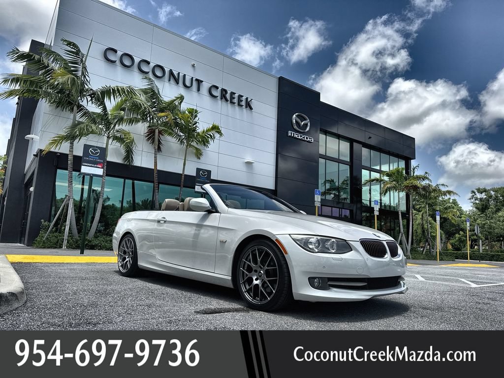Used 2012 BMW 328i Convertible RWD image 1