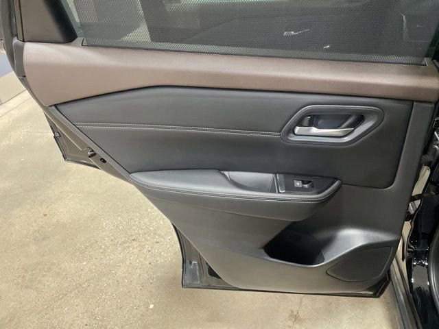 Certified 2023 Nissan Rogue SV w/ SV Premium B Package image 26