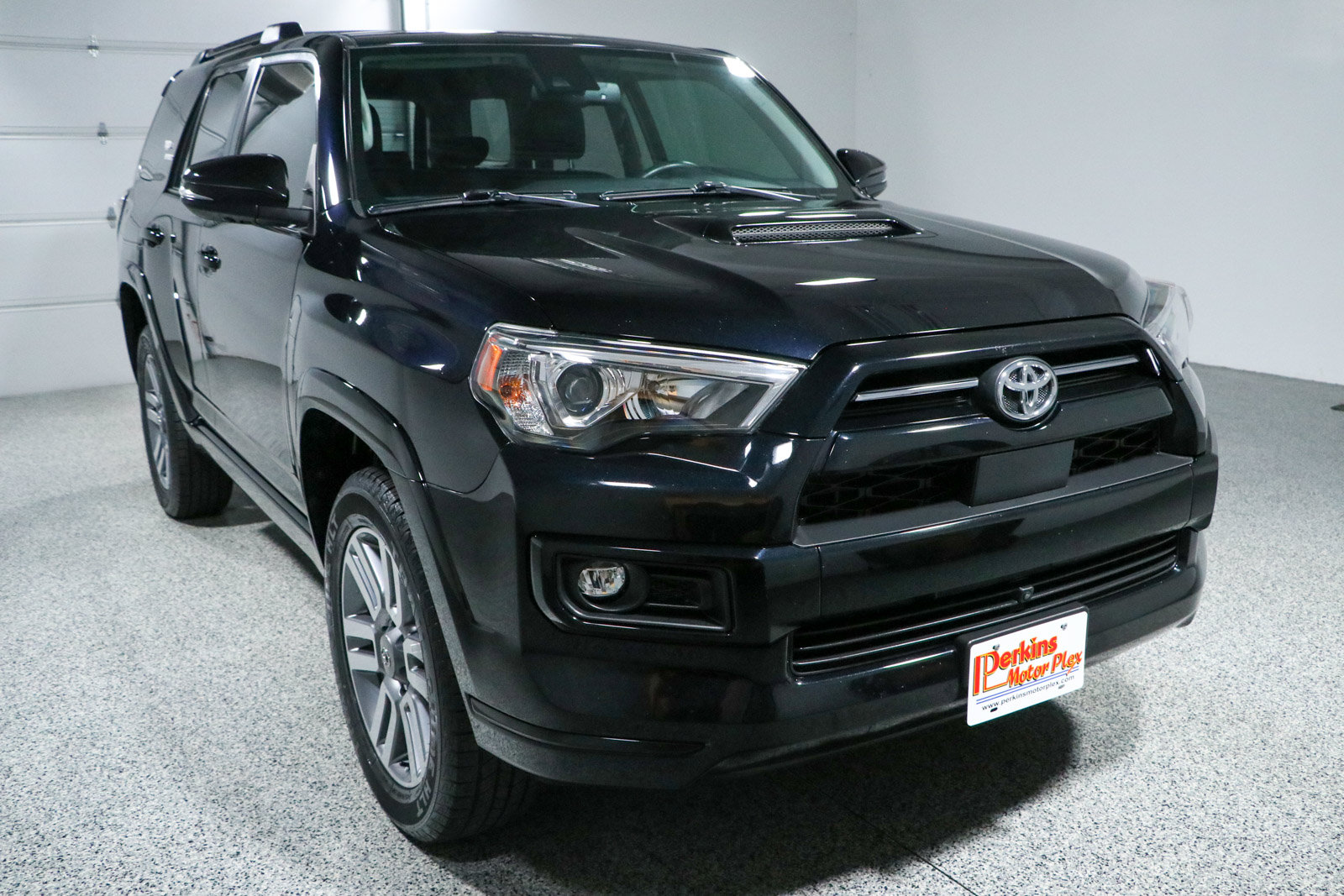 Used 2022 Toyota 4Runner TRD Sport w/ Technology Package RWD image 5
