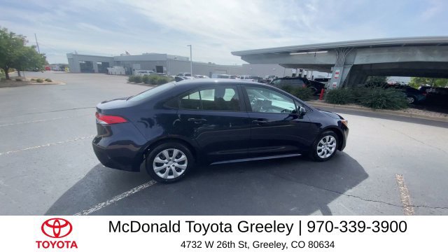 Used 2025 Toyota Corolla LE FWD image 8