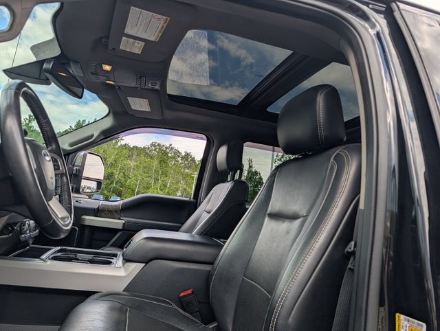 Used 2019 Ford F250 Lariat w/ Lariat Ultimate Package AWD/4WD image 36