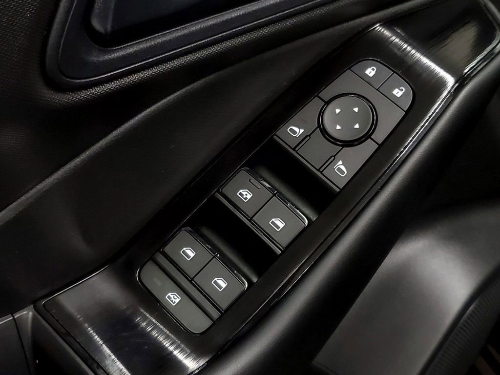 Used 2024 Nissan Rogue S AWD/4WD image 27