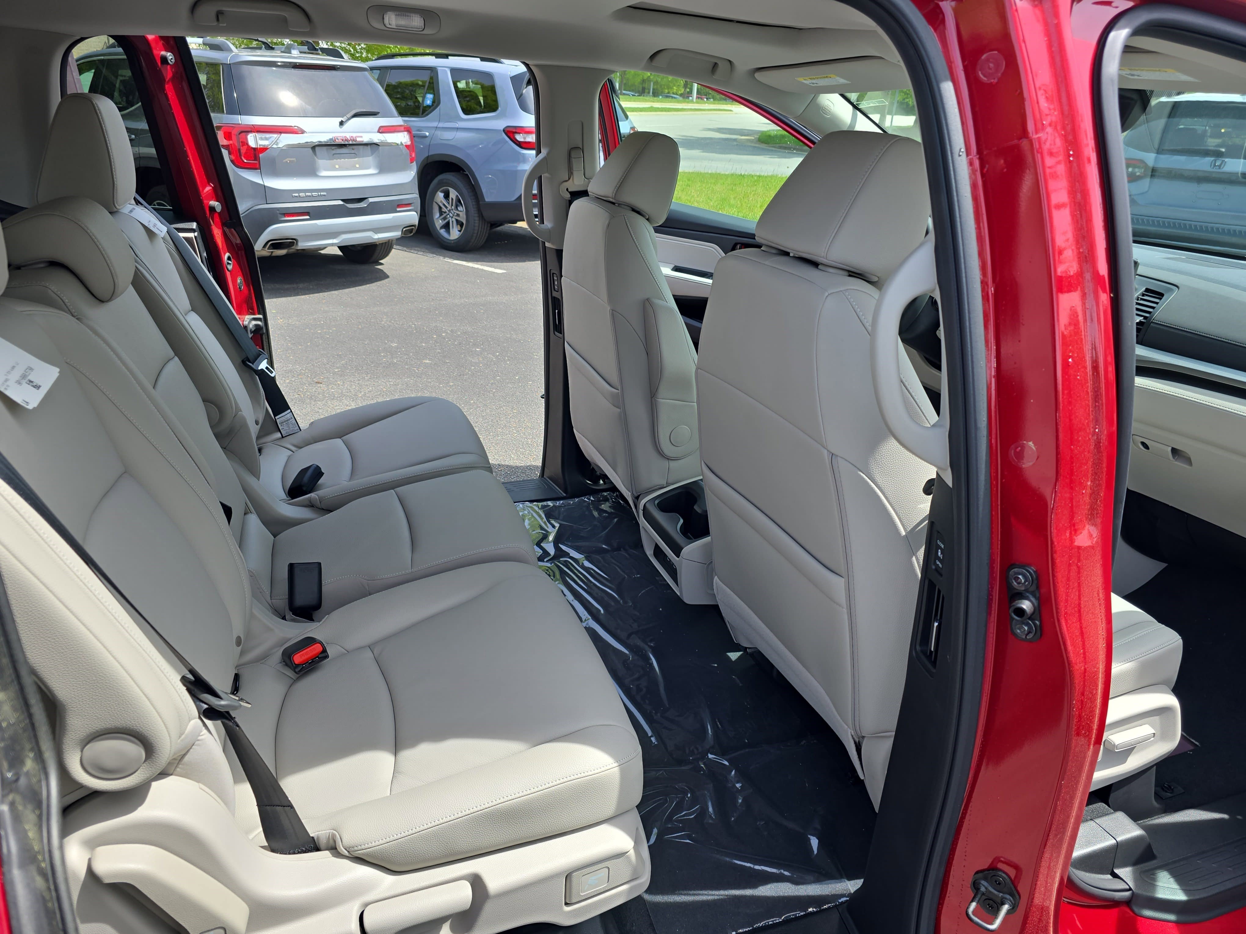 New 2026 Honda Odyssey EX-L image 11