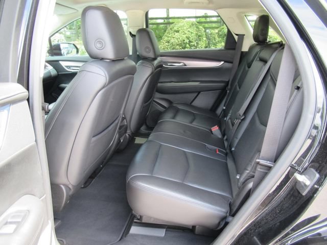 Used 2018 Cadillac XT5 Luxury w/ Driver Awareness Package AWD/4WD image 34
