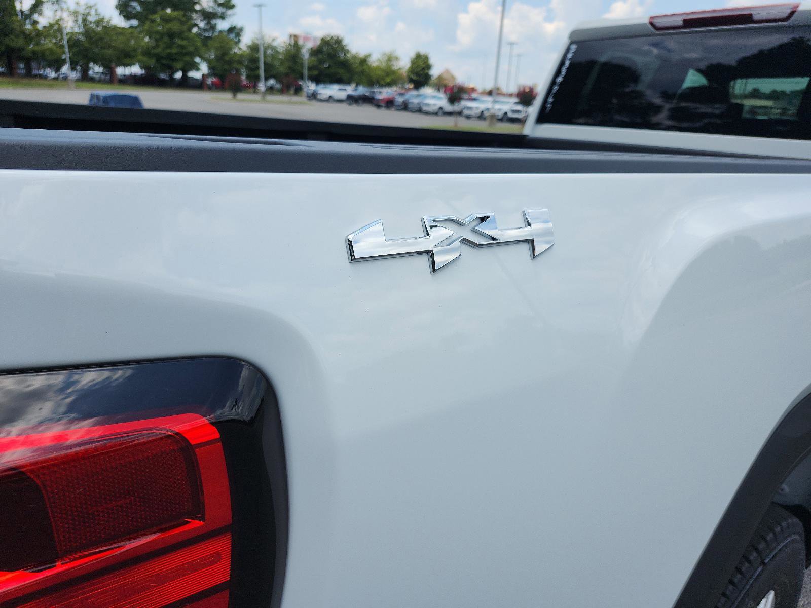 New 2025 GMC Sierra 2500 Pro image 4