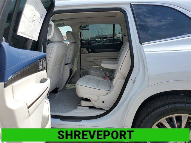 New 2026 Buick Enclave Avenir w/ Super Cruise Package image 9