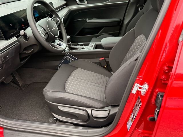 New 2025 Kia K5 LXS image 7