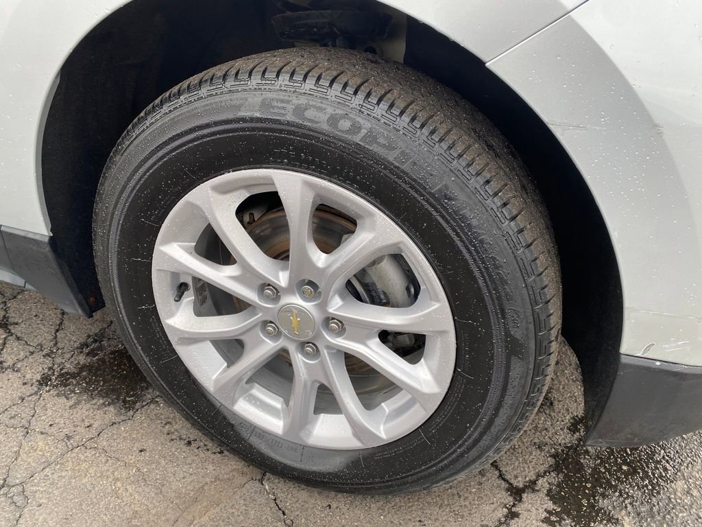 Used 2019 Chevrolet Equinox LT w/ LPO, Floor Liner Package AWD/4WD image 26
